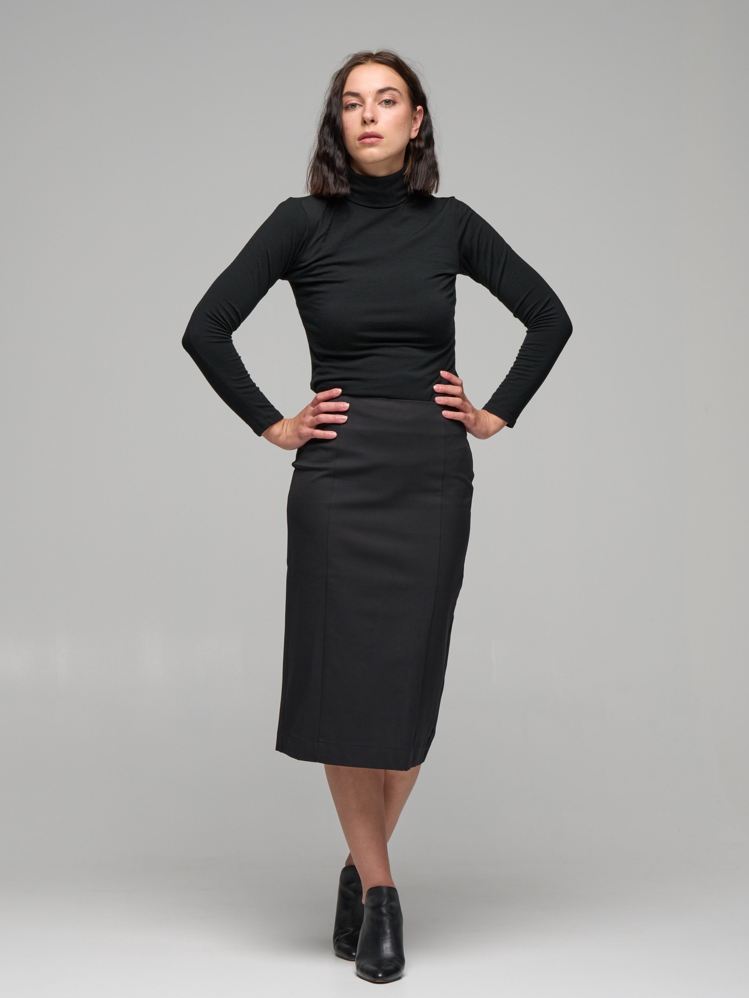 Essential Midi Skirt - FINAL SALE – Issue Clothing Co.